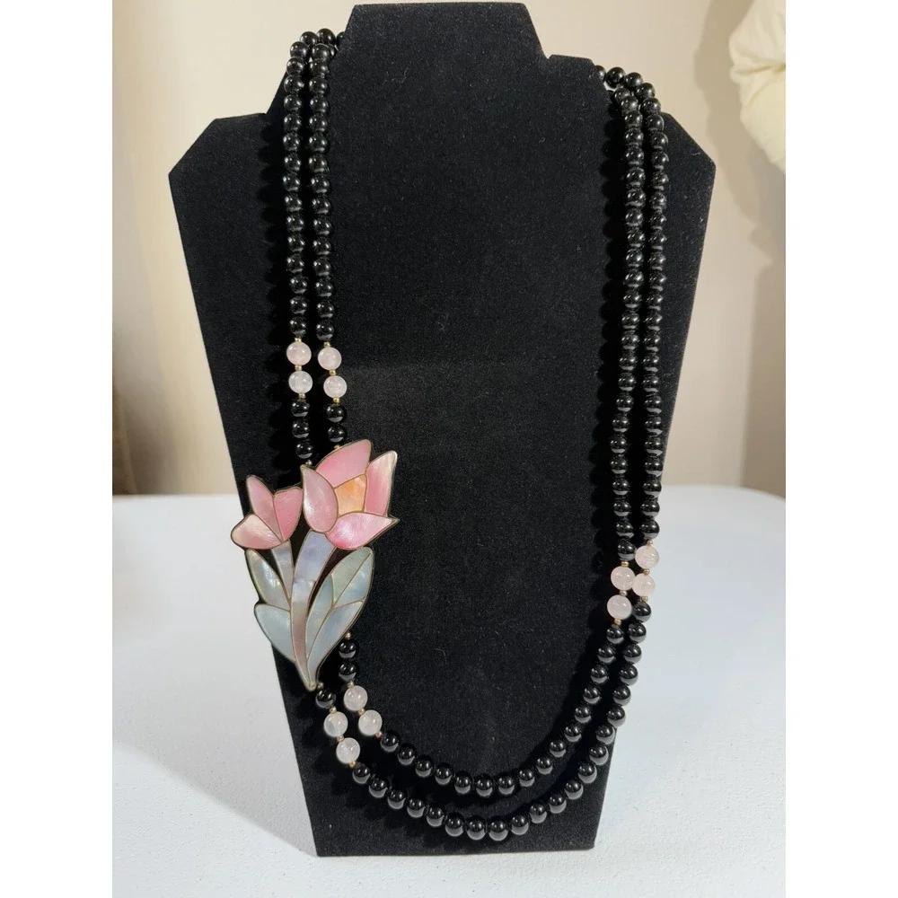 Lee Sands Inlay Mother of Pearl Flower Necklace Accent Bead Barrel Clasp 1980's - Picture 3 of 6